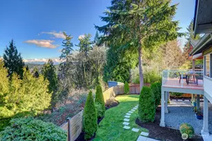 460 168th Ave SE, Bellevue, WA 98008 - Photo 30