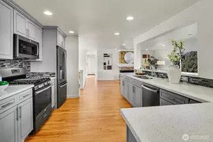 460 168th Ave SE, Bellevue, WA 98008 - Photo 10