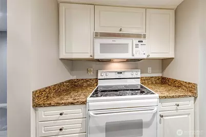 15508 Country Club Drive #A16, Mill Creek, WA 98012 - Photo 14