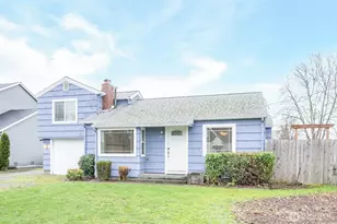 407 18th St SW, Puyallup, WA 98371 - Photo 2