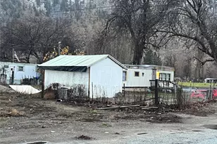 204 Davis Ave, Brewster, WA 98812 - Photo 2