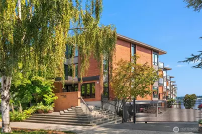 2360 43rd Avenue E #211, Seattle, WA 98112 - Photo 2