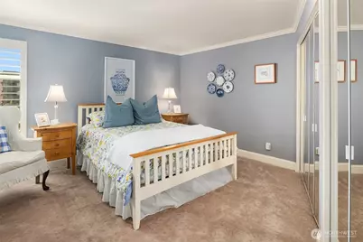 2360 43rd Avenue E #211, Seattle, WA 98112 - Photo 18