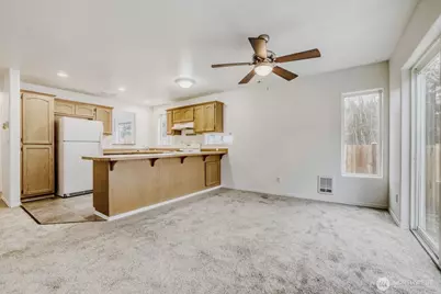 5707 130th Place NE, Marysville, WA 98271 - Photo 2