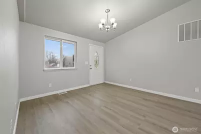 445 E Rainer Street, Othello, WA 99344 - Photo 22