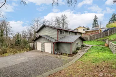 707 Alvord Avenue N, Kent, WA 98031 - Photo 2