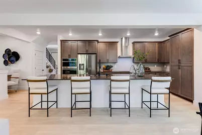 32189 Pacific Avenue SE, Black Diamond, WA 98010 - Photo 2