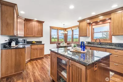 4205 204th St NE, Arlington, WA 98223 - Photo 6