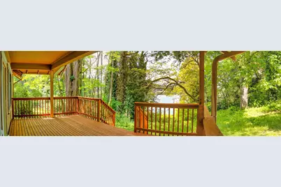 6810 NE Bergman Road, Bainbridge Island, WA 98110 - Photo 10