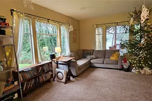6810 NE Bergman Rd, Bainbridge Island, WA 98110 - Photo 20
