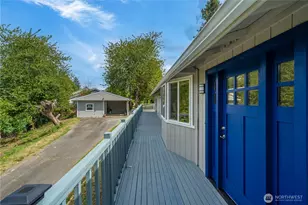 409 Isaac Pincus St, Steilacoom, WA 98388 - Photo 24
