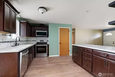 1321 Orchard Loop, Oak Harbor, WA 98277 - Photo 10