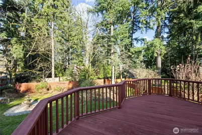 16114 SE Newport Way, Bellevue, WA 98006 - Photo 14
