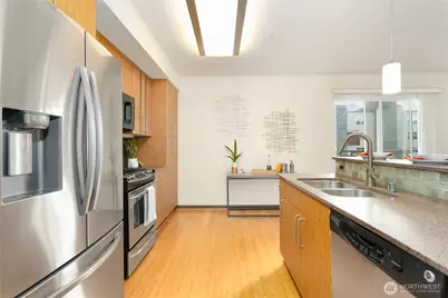 413 NE 70th Street #229, Seattle, WA 98115 - Photo 14