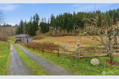 22628 Holgar Court NE, Poulsbo, WA 98370 - Photo 2