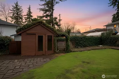 20011 35th Avenue W, Lynnwood, WA 98036 - Photo 30