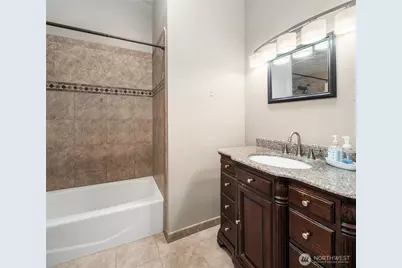 5530 195th Avenue E, Bonney Lake, WA 98391 - Photo 18