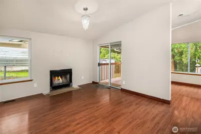 5530 195th Avenue E, Bonney Lake, WA 98391 - Photo 8