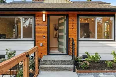 922 NE 117th Street, Seattle, WA 98125 - Photo 4