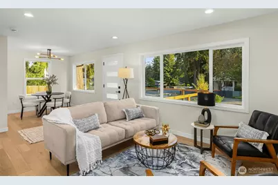 922 NE 117th Street, Seattle, WA 98125 - Photo 6