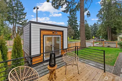 922 NE 117th Street, Seattle, WA 98125 - Photo 20