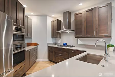 4907 Main Street #702, Tacoma, WA 98407 - Photo 8