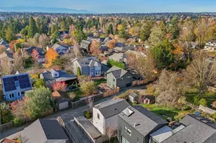 8605 5th Ave NE, Seattle, WA 98115 - Photo 32