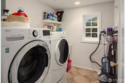 4525 NE 41st Street, Seattle, WA 98105 - Photo 30