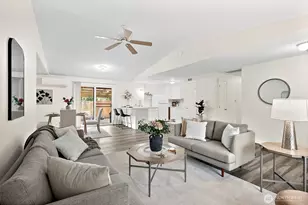 1117 17th St SW, Puyallup, WA 98371 - Photo 10