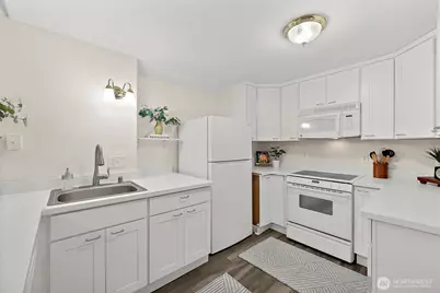 1117 17th Street SW, Puyallup, WA 98371 - Photo 14