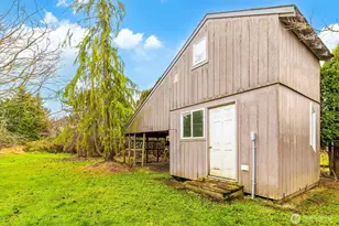 3216 Bennett Dr, Bellingham, WA 98225 - Photo 32