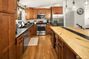 19841 NE 174th St, Woodinville, WA 98077 - Photo 10