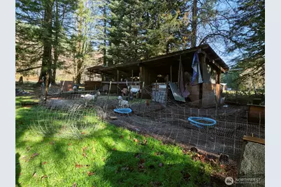 11846 Lewis River Road, Ariel, WA 98603 - Photo 14