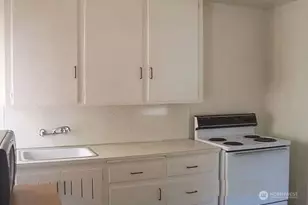 4002 2nd Ave NE, Seattle, WA 98105 - Photo 6