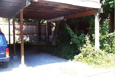 4002 2nd Avenue NE, Seattle, WA 98105 - Photo 10