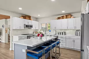 2540 E Phinney Bay Pl, Bremerton, WA 98312 - Photo 8