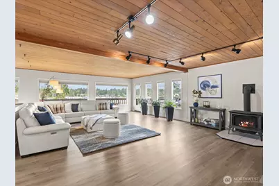 2540 E Phinney Bay Place, Bremerton, WA 98312 - Photo 10