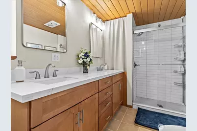 2540 E Phinney Bay Place, Bremerton, WA 98312 - Photo 36