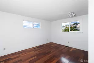 5001 Kingsway, Anacortes, WA 98221 - Photo 10