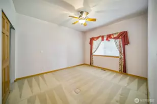 8151 E Seaview Dr, Port Orchard, WA 98366 - Photo 22