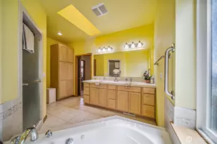 8151 E Seaview Dr, Port Orchard, WA 98366 - Photo 20