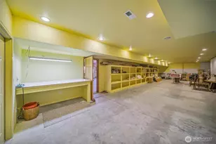 8151 E Seaview Dr, Port Orchard, WA 98366 - Photo 38