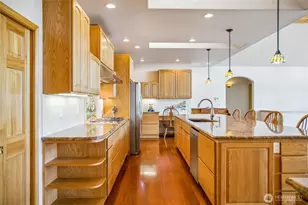 8151 E Seaview Dr, Port Orchard, WA 98366 - Photo 18