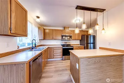 1716 Scenic Drive, Everett, WA 98203 - Photo 8