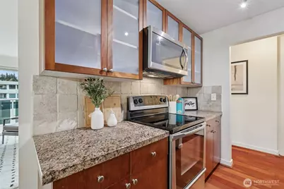 960 5th Avenue S #208, Edmonds, WA 98020 - Photo 6