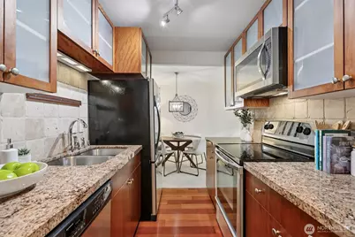 960 5th Avenue S #208, Edmonds, WA 98020 - Photo 4