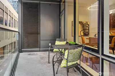 500 106th Avenue NE #505, Bellevue, WA 98004 - Photo 18