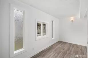 10515 Woodinville Dr, Bothell, WA 98011 - Photo 14