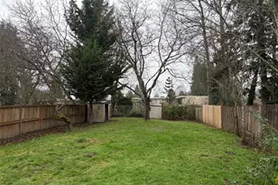 809 8th St NE, Auburn, WA 98002 - Photo 8