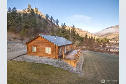244 Howling Moon Lane, Chelan, WA 98816 - Photo 2